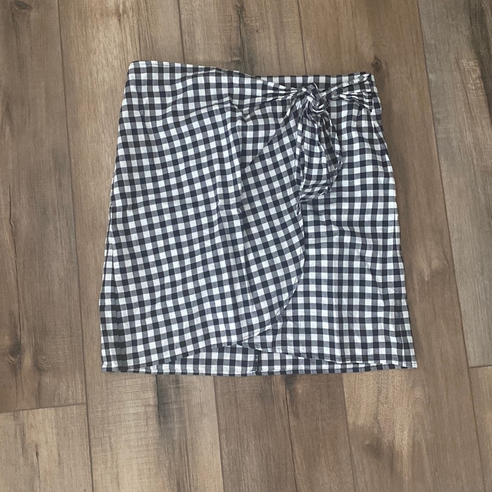 Perfect fall Loft skirt NWT